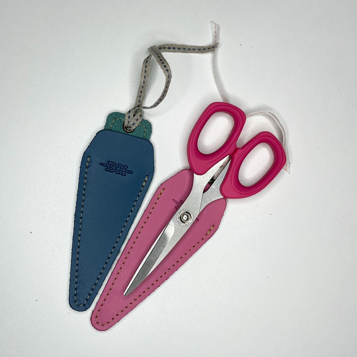 Scissors Sheath, Bubblegum Pink